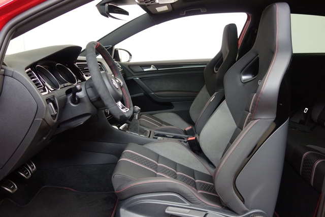 Golf Interior 26